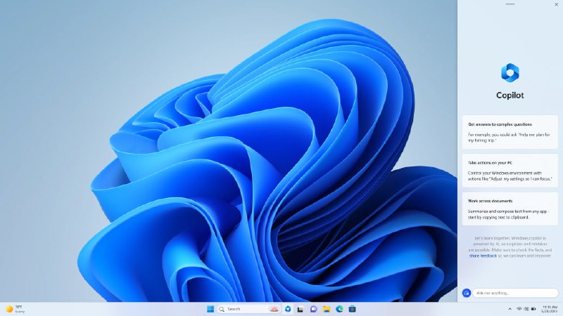 微软宣布将把AI集成到Windows 11，帮助用户提高效率，例如可以用自然语言说出命令，让AI帮你修改系统某些设置；从复制的内容里帮你总结；直接与Bing Chat对话